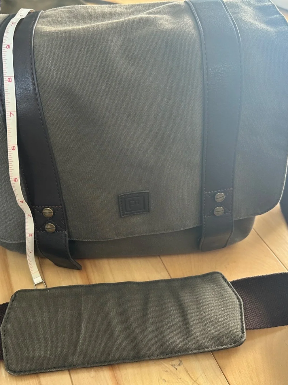 Platinum Vintage DSLR Messenger Style Canvas Camera Bag | Army Green & Brown